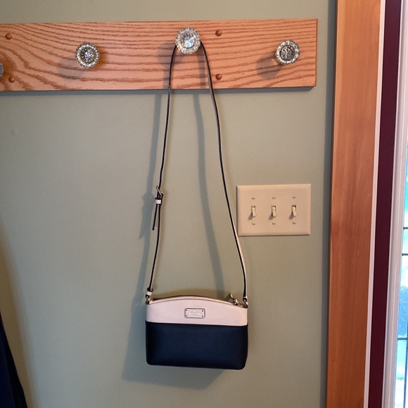 Kate Spade Black and White Purse - Picture 5 of 5